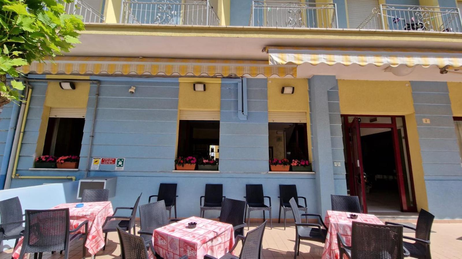 Hotel Clara Rimini Exterior foto